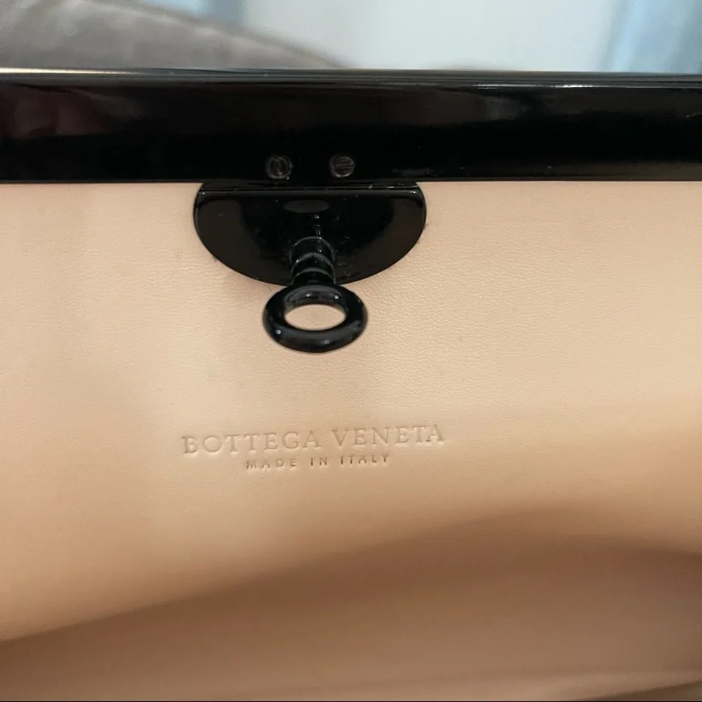 BOTTEGA VENETA Patent Leather Black Frame Bag - Picture 9 of 13